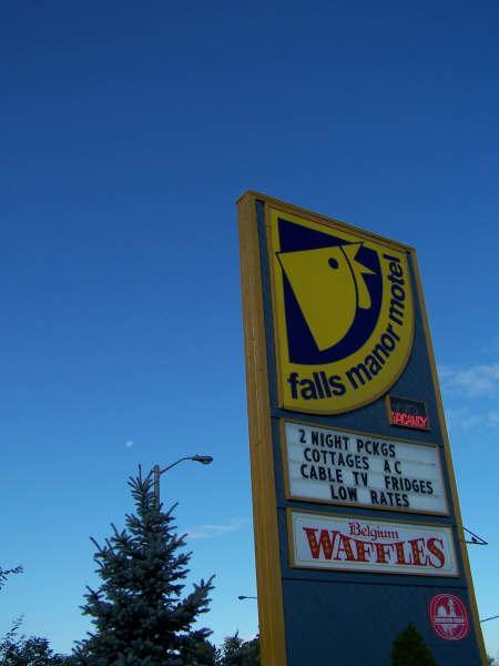 Falls Manor Hotel